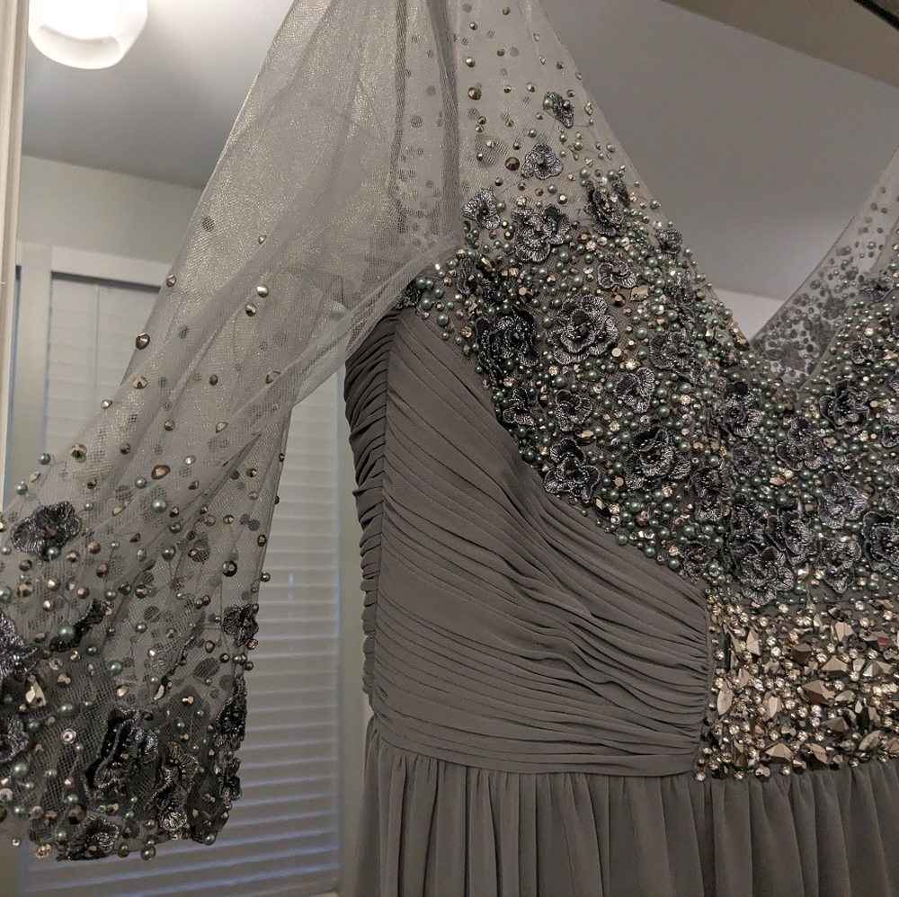 Kathy Ireland Wedding2be 14 NWOT grey silver MoB ball Bridgerton holiday wedding